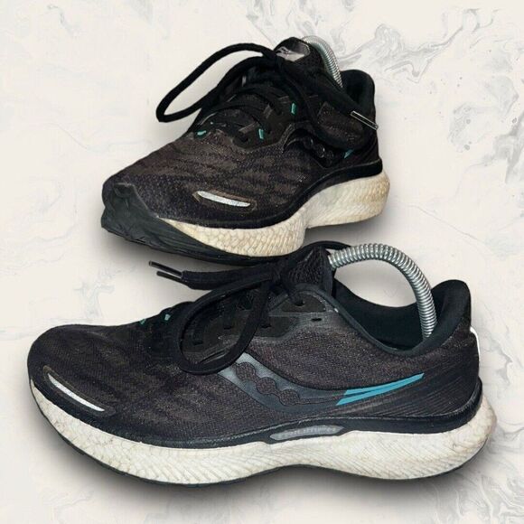Saucony Triumph 19 Black White Blue Running Athletic Shoe Women’s Size 9.5 - Picture 1 of 7